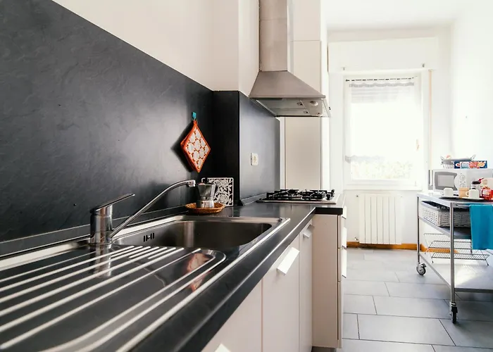 Eye On Stunning View! * コモ