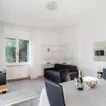 Eye On Stunning View! Apartman